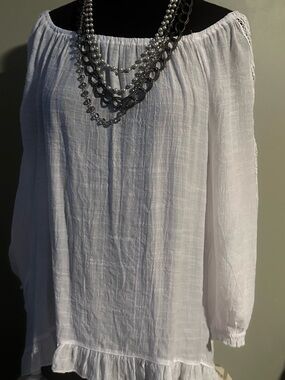 Unique Spectrum White Off-Shoulder Tunic Top